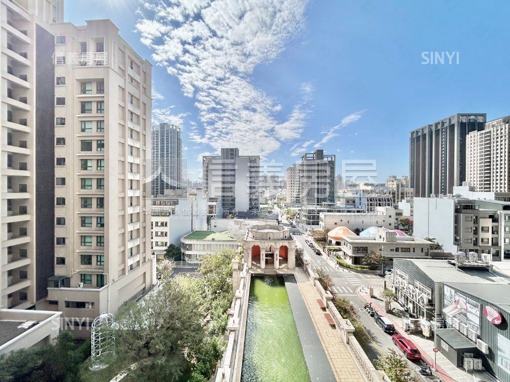 朝西南時代花園三房雙車位房屋室內格局與周邊環境