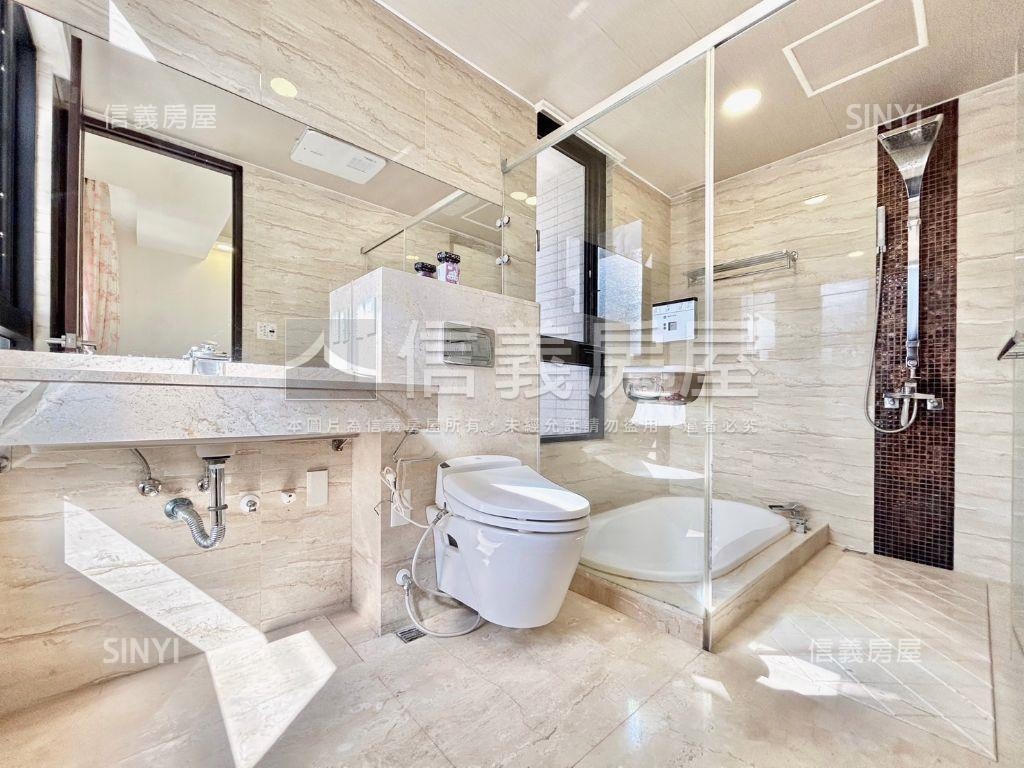 朝西南時代花園三房雙車位房屋室內格局與周邊環境