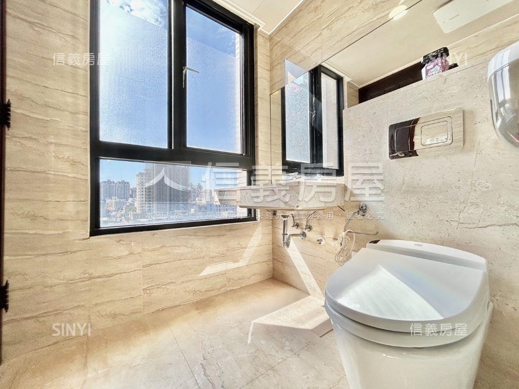 朝西南時代花園三房雙車位房屋室內格局與周邊環境