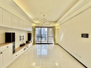 朝西南時代花園三房雙車位