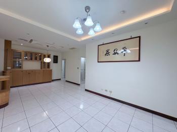 藝術園區三房平車！