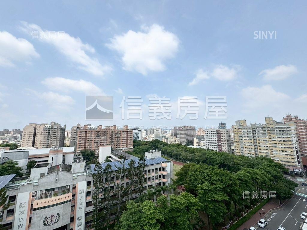 愛人！次頂樓視野☆露臺戶房屋室內格局與周邊環境