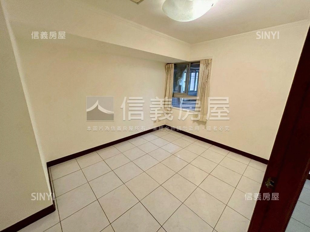 天闊稀有四房河景釋出房屋室內格局與周邊環境