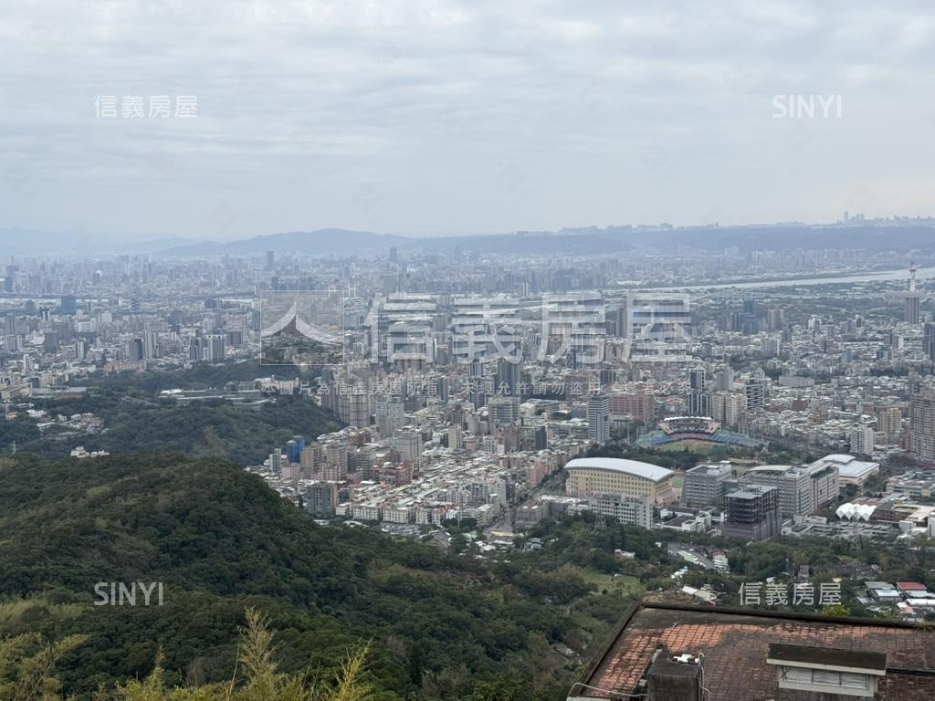 白雲遠眺市景三房房屋室內格局與周邊環境