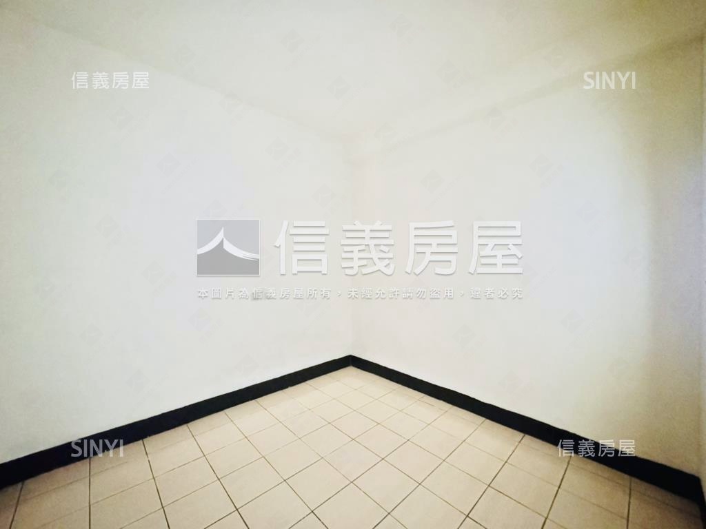 讚！正新平路金透店房屋室內格局與周邊環境