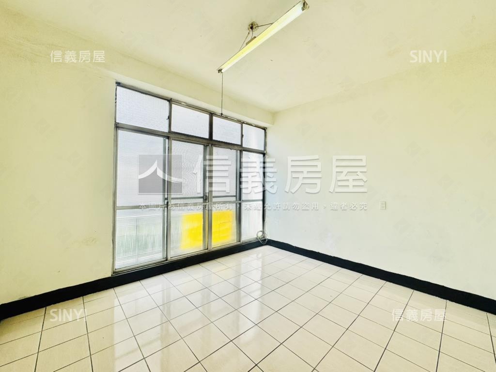 讚！正新平路金透店房屋室內格局與周邊環境