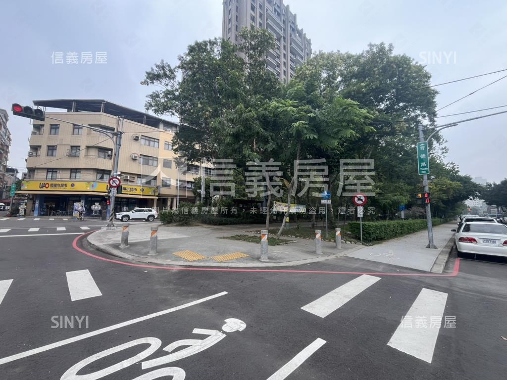達麗冶翠三房樹梢孝親戶房屋室內格局與周邊環境