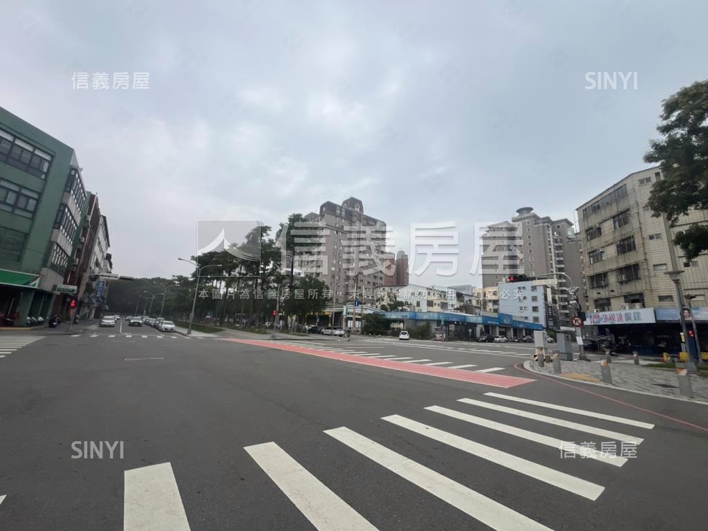 達麗冶翠三房樹梢孝親戶房屋室內格局與周邊環境