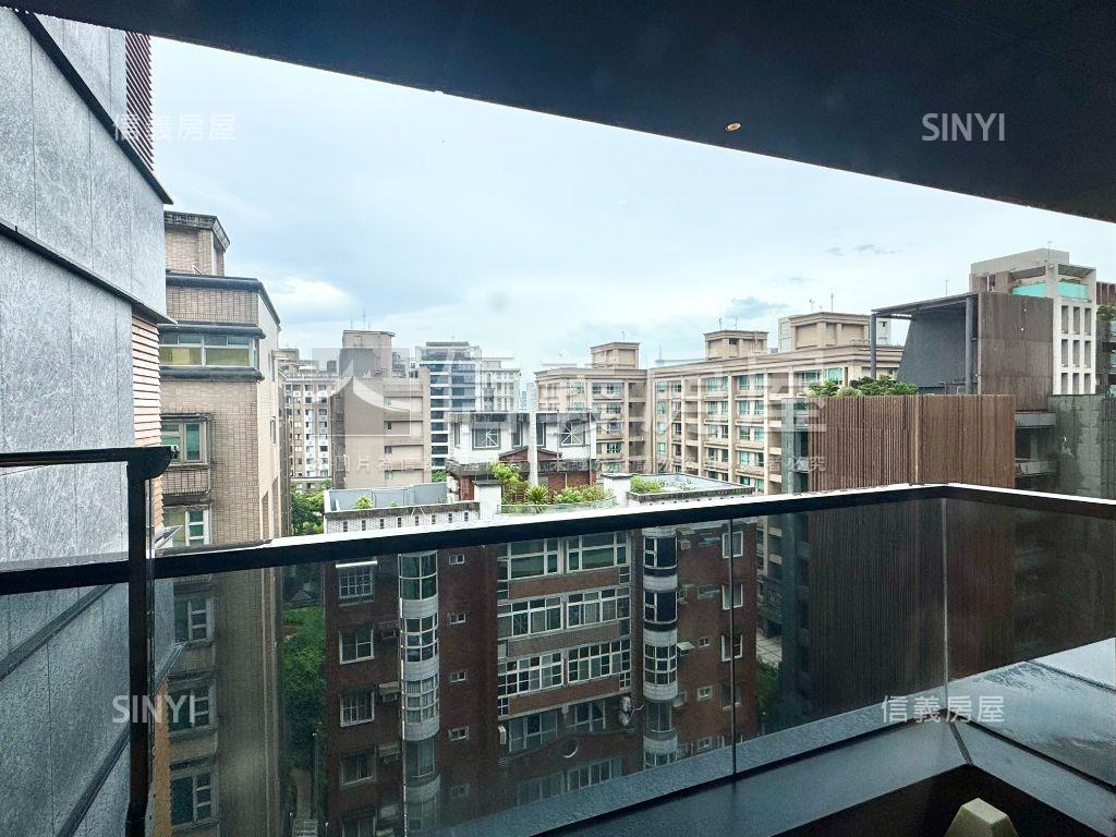 ＮＥＷ文心日日美妝高樓房屋室內格局與周邊環境