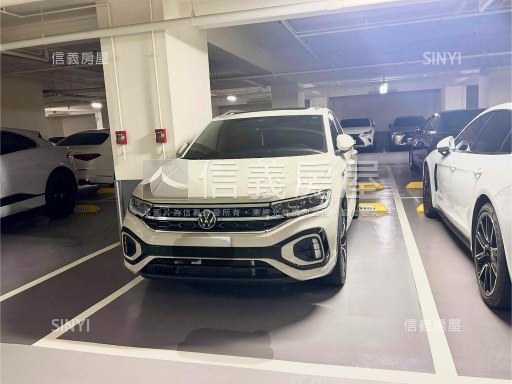 ＮＥＷ文心日日美妝高樓房屋室內格局與周邊環境