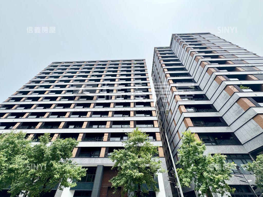 ＮＥＷ文心日日美妝高樓房屋室內格局與周邊環境