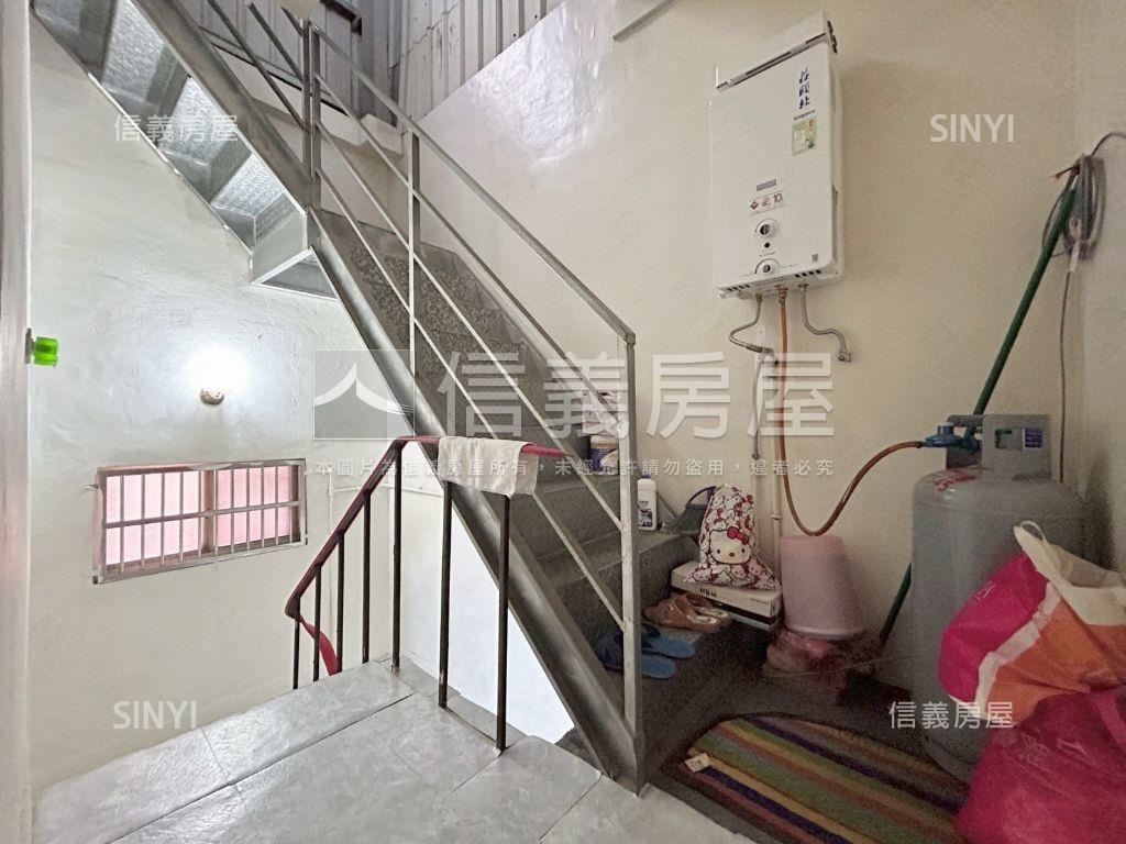 店長推薦！！低總價透天房屋室內格局與周邊環境