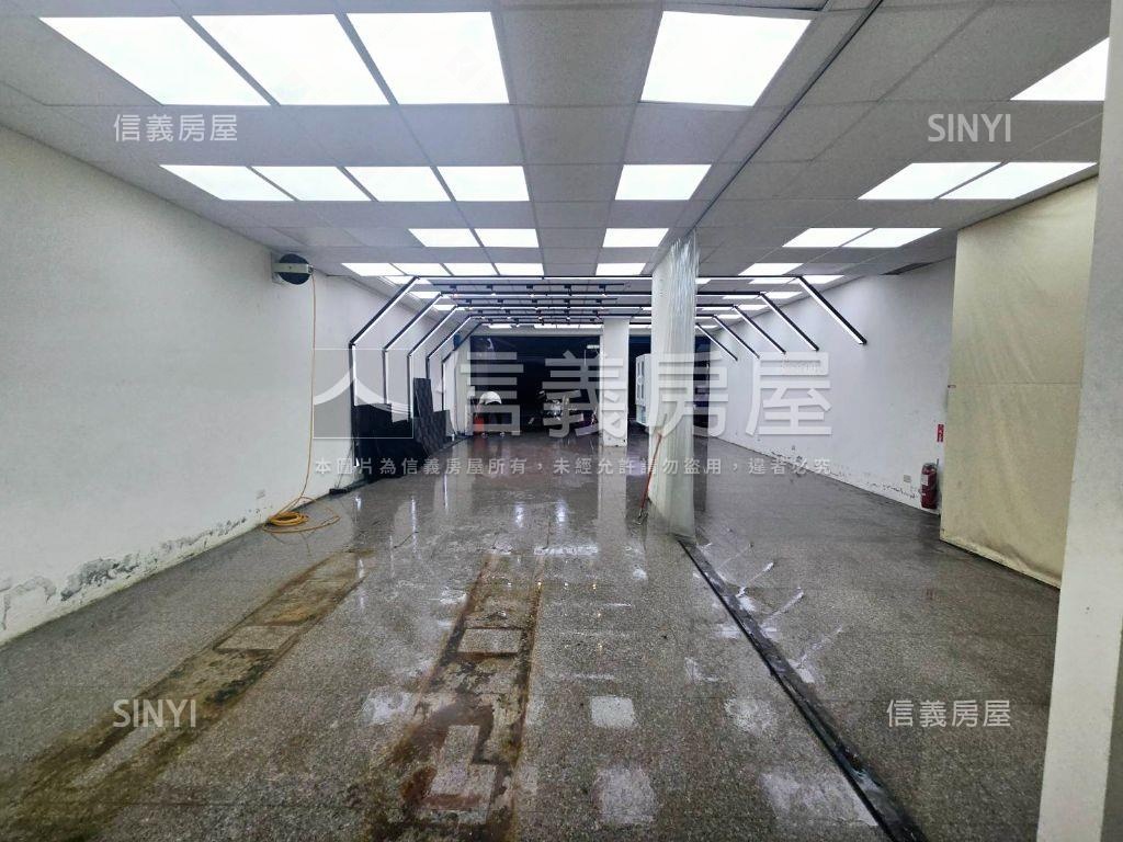 中正路黃金聚寶盆房屋室內格局與周邊環境