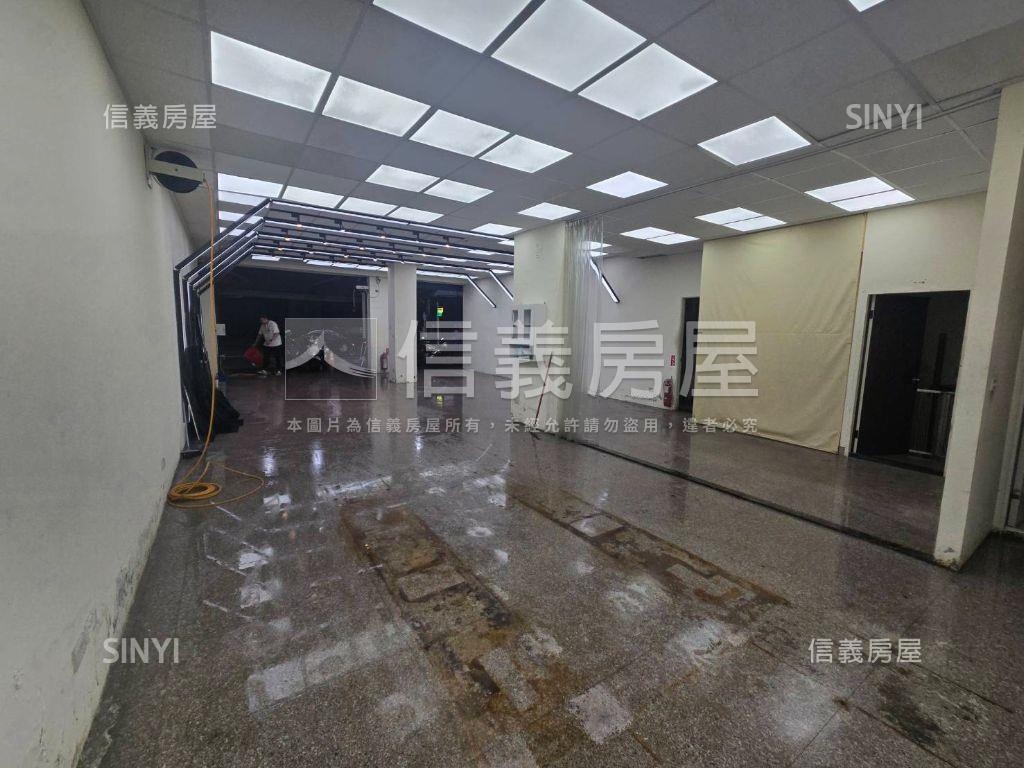 中正路黃金聚寶盆房屋室內格局與周邊環境