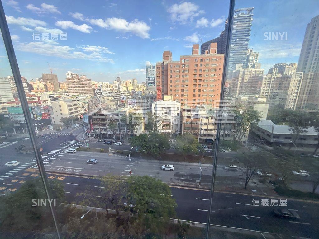 京城ＣＢＤ稀有商辦房屋室內格局與周邊環境