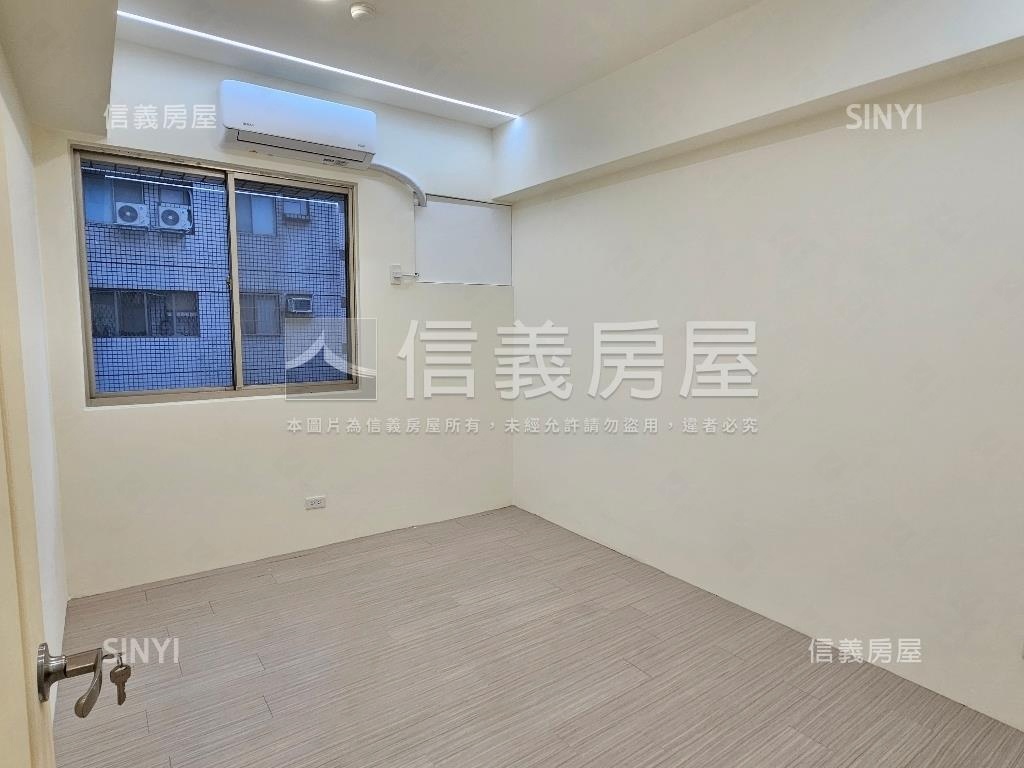 中科瑞聯Ｅ區發發美四房房屋室內格局與周邊環境