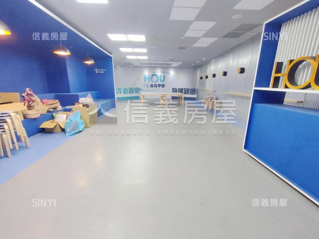 小遠百旁新板特區店面房屋室內格局與周邊環境