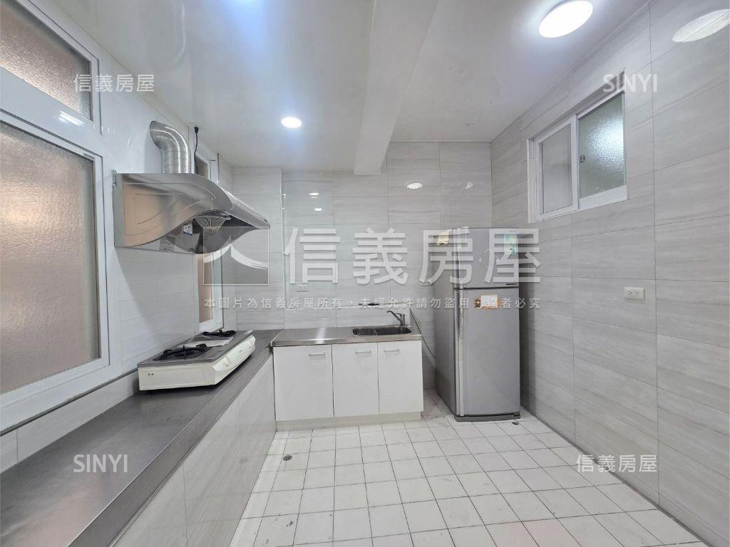 新埔民生精美亮麗頂加房屋室內格局與周邊環境