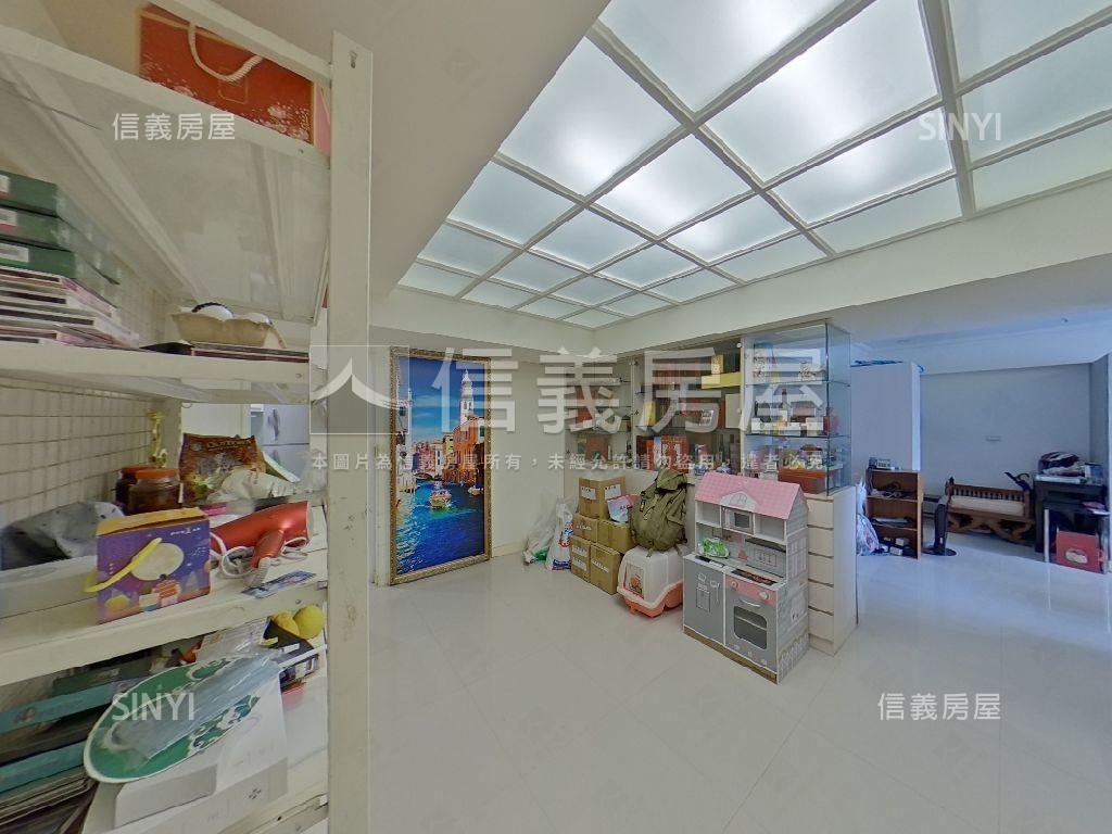 關渡雙子星景觀四房車位房屋室內格局與周邊環境