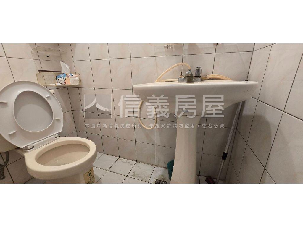 自由路三段金鑽店住房屋室內格局與周邊環境