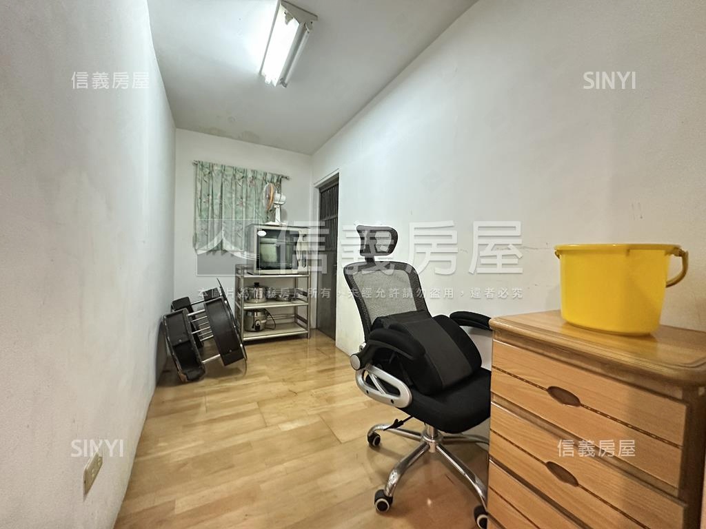 民族街大空間２樓房屋室內格局與周邊環境