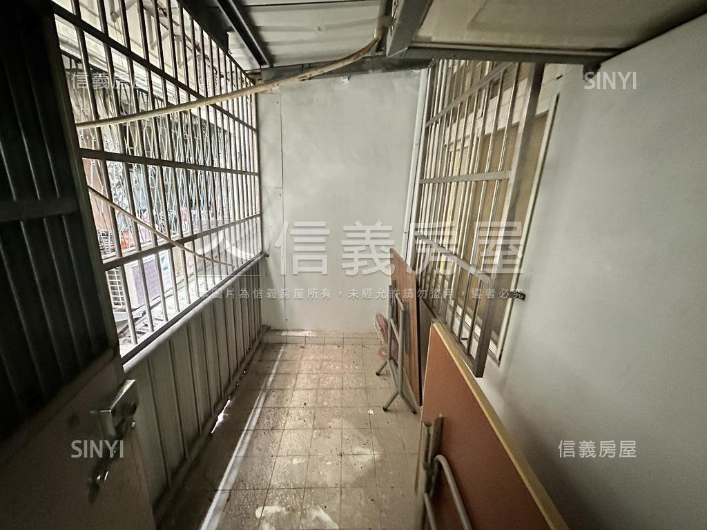 民族街大空間２樓房屋室內格局與周邊環境