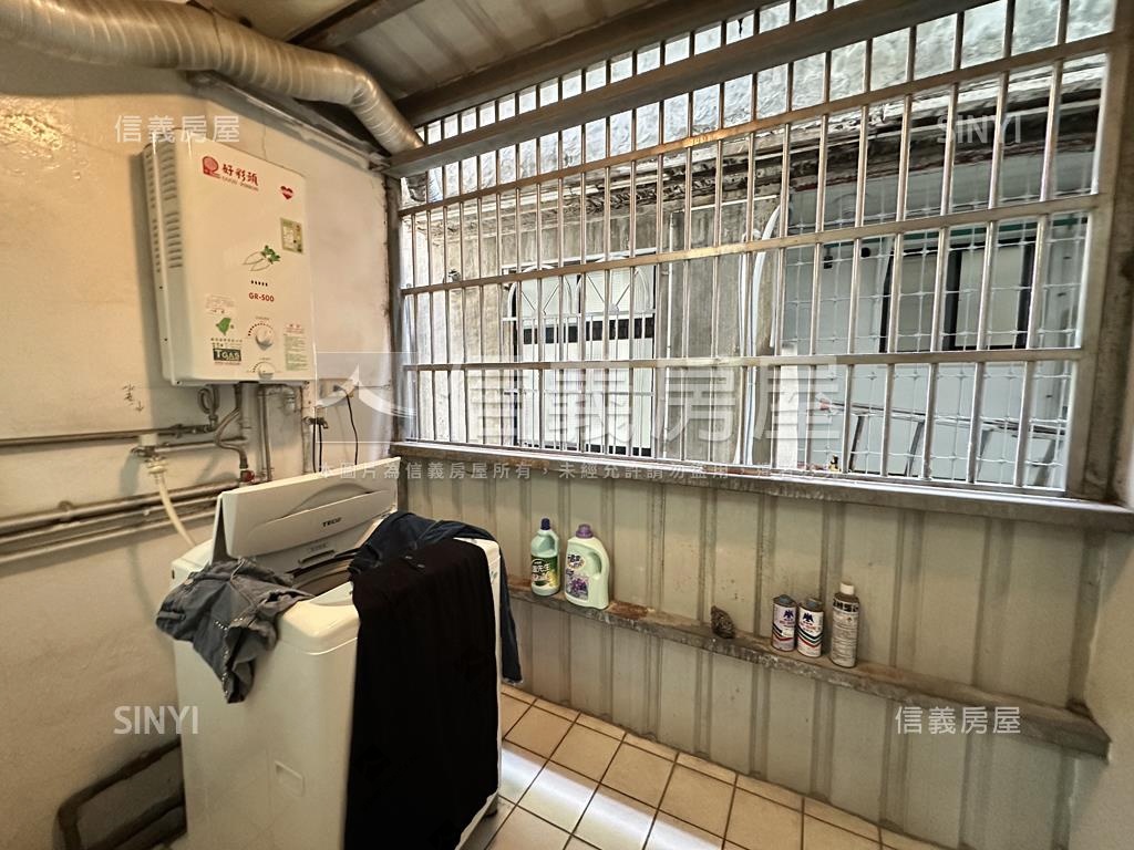 民族街大空間２樓房屋室內格局與周邊環境