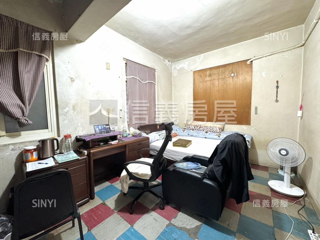 翠華街邊間通風採光好房屋室內格局與周邊環境
