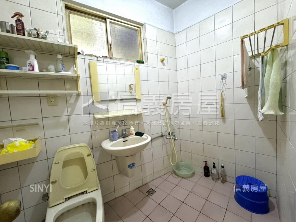 翠華街邊間通風採光好房屋室內格局與周邊環境