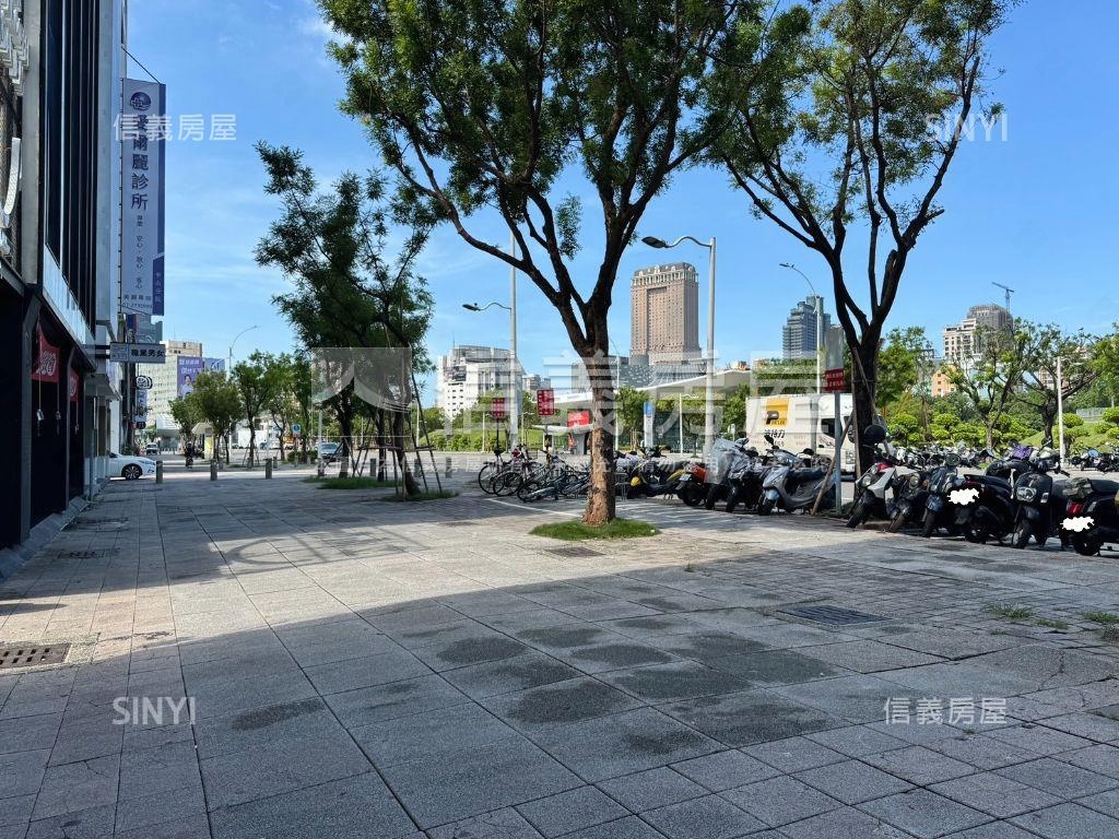 中央公園質感美宅房屋室內格局與周邊環境