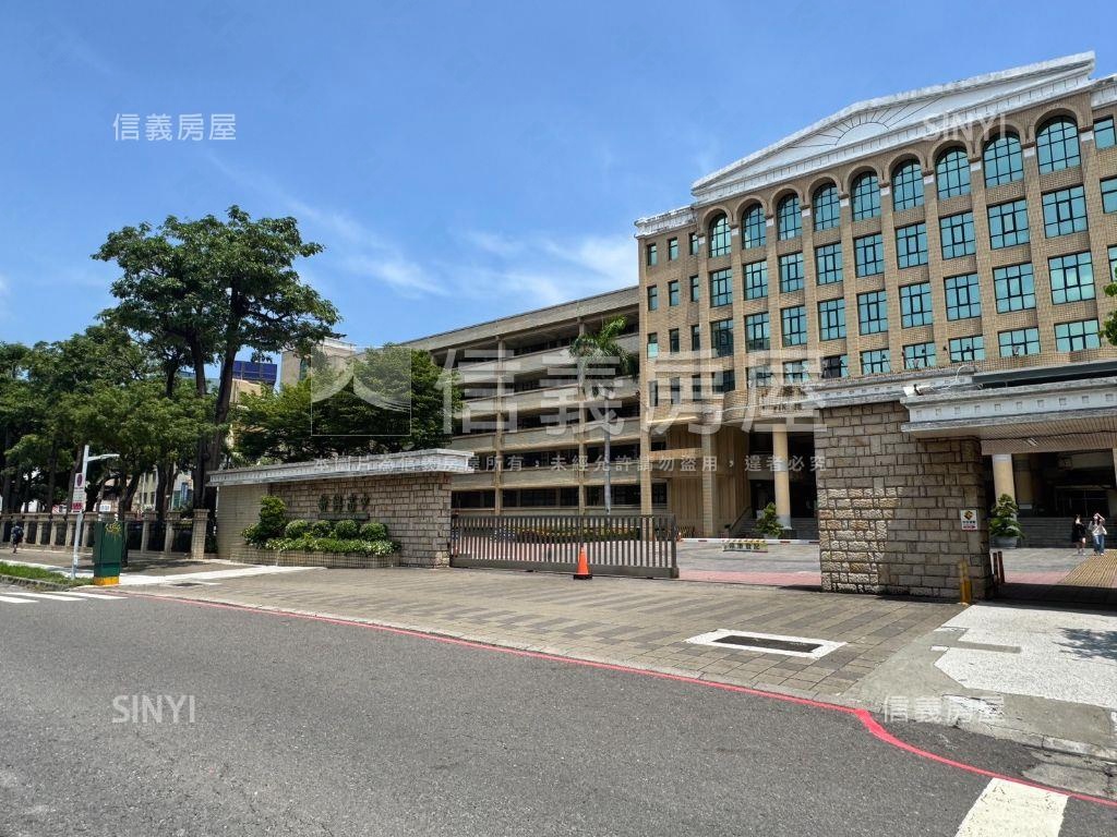 中央公園質感美宅房屋室內格局與周邊環境