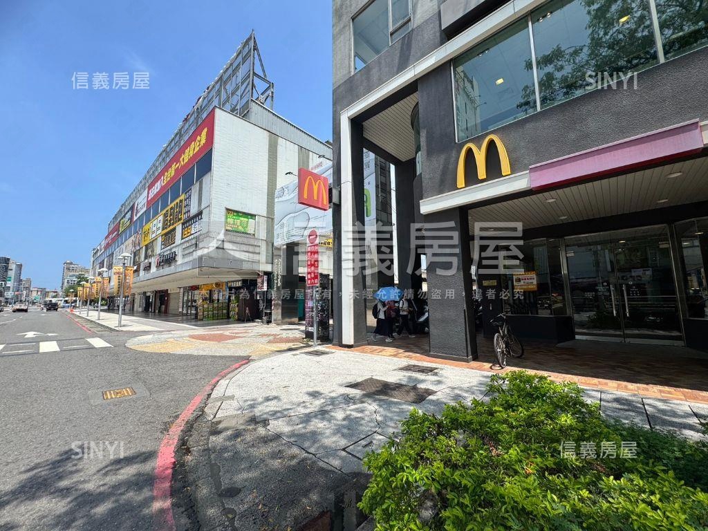 中央公園質感美宅房屋室內格局與周邊環境