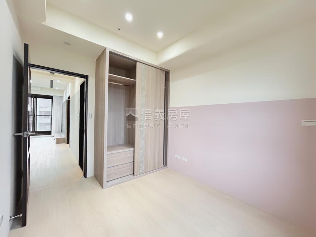 台北國際村兩房房屋室內格局與周邊環境