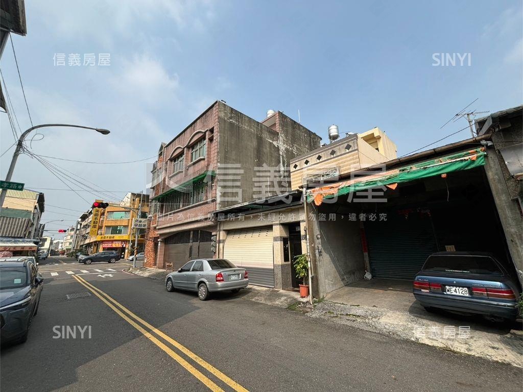 近屏東火車站大地坪別墅房屋室內格局與周邊環境