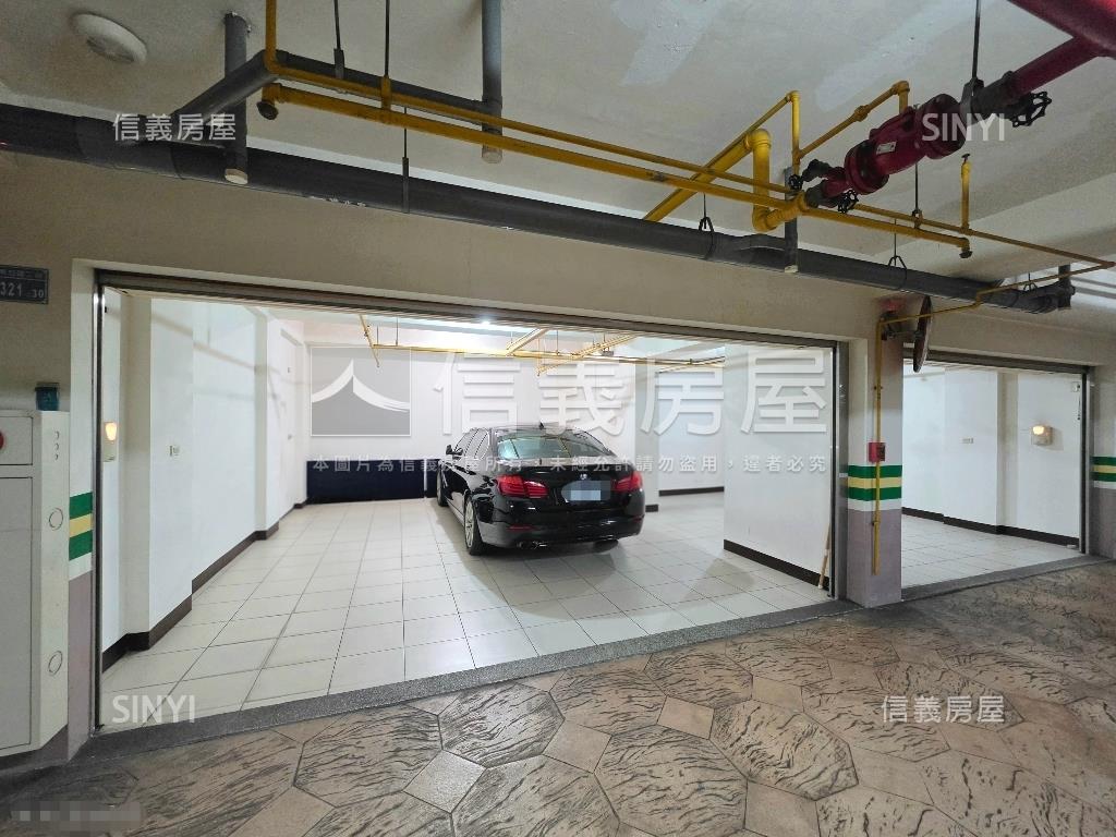 圓明園頂級百坪電梯別墅房屋室內格局與周邊環境