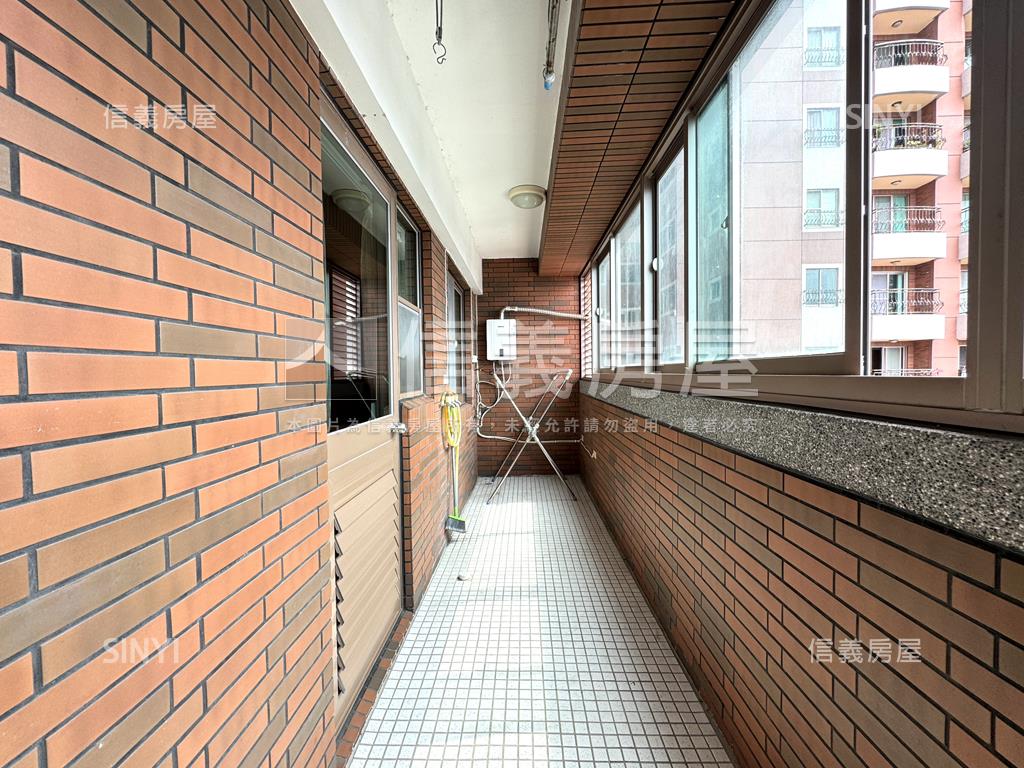 尊爵敦煌高樓視野景觀大戶房屋室內格局與周邊環境