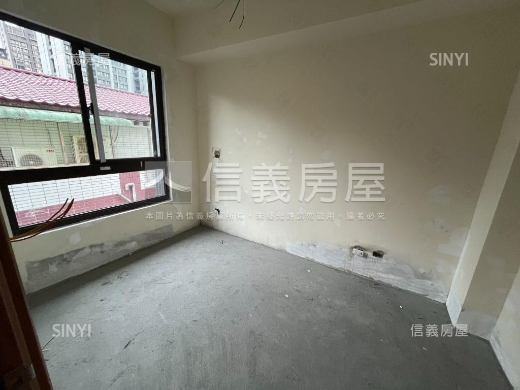 低總價★中央新村小資樂築房屋室內格局與周邊環境