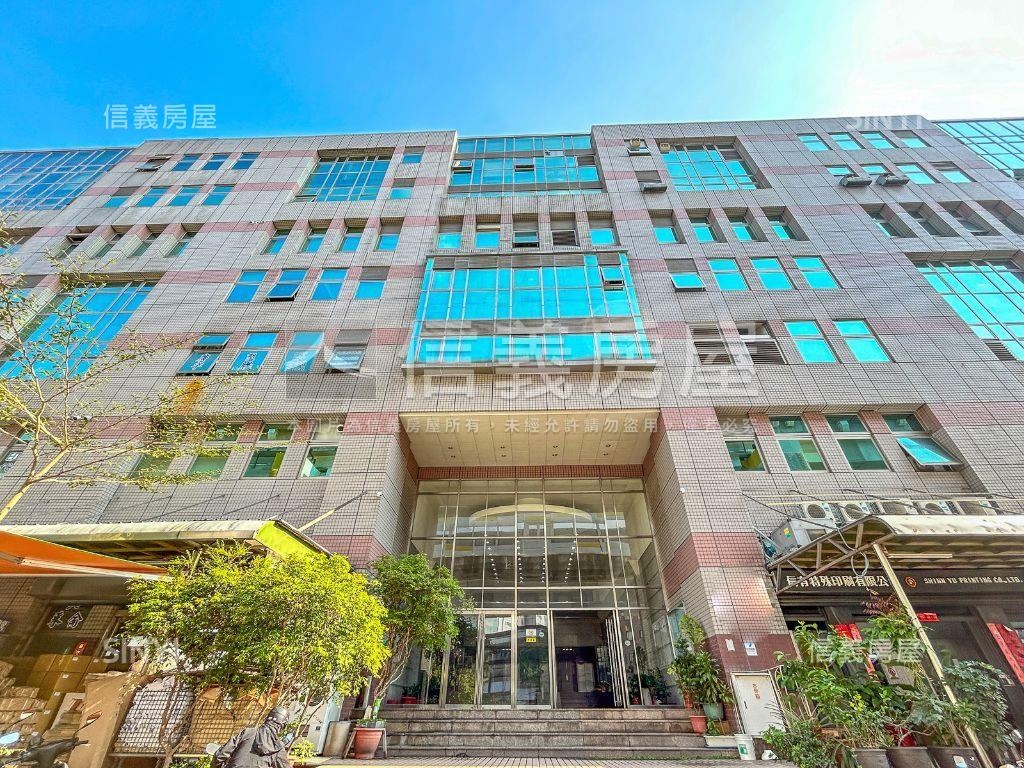 ＭＩＴ廠辦‧中原站金店面房屋室內格局與周邊環境