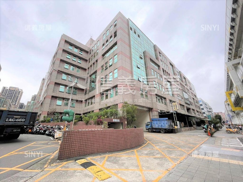 ＭＩＴ廠辦‧中原站金店面房屋室內格局與周邊環境