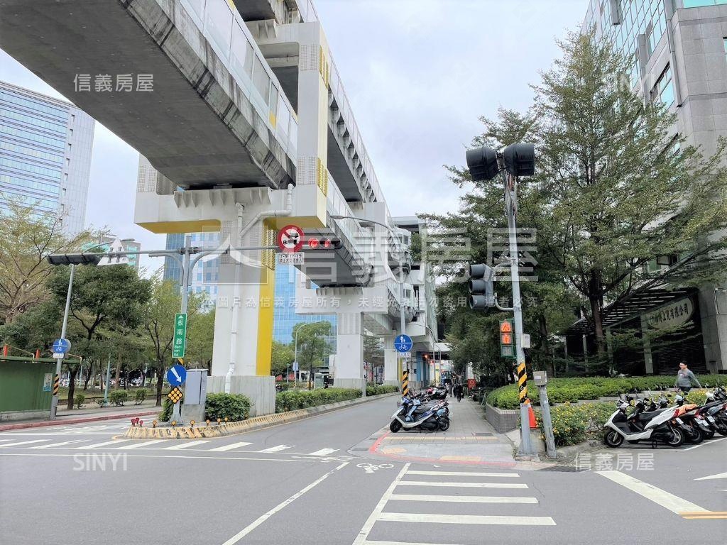 ＭＩＴ廠辦‧中原站金店面房屋室內格局與周邊環境