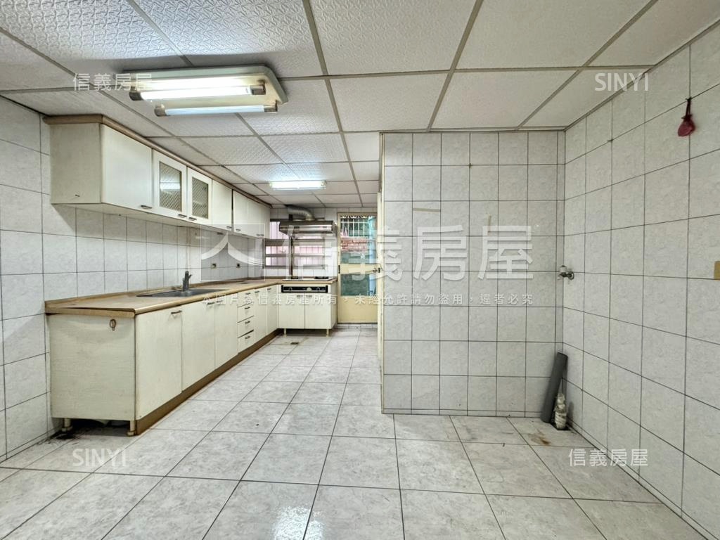 武廟綠廊道活巷騎樓美透天房屋室內格局與周邊環境