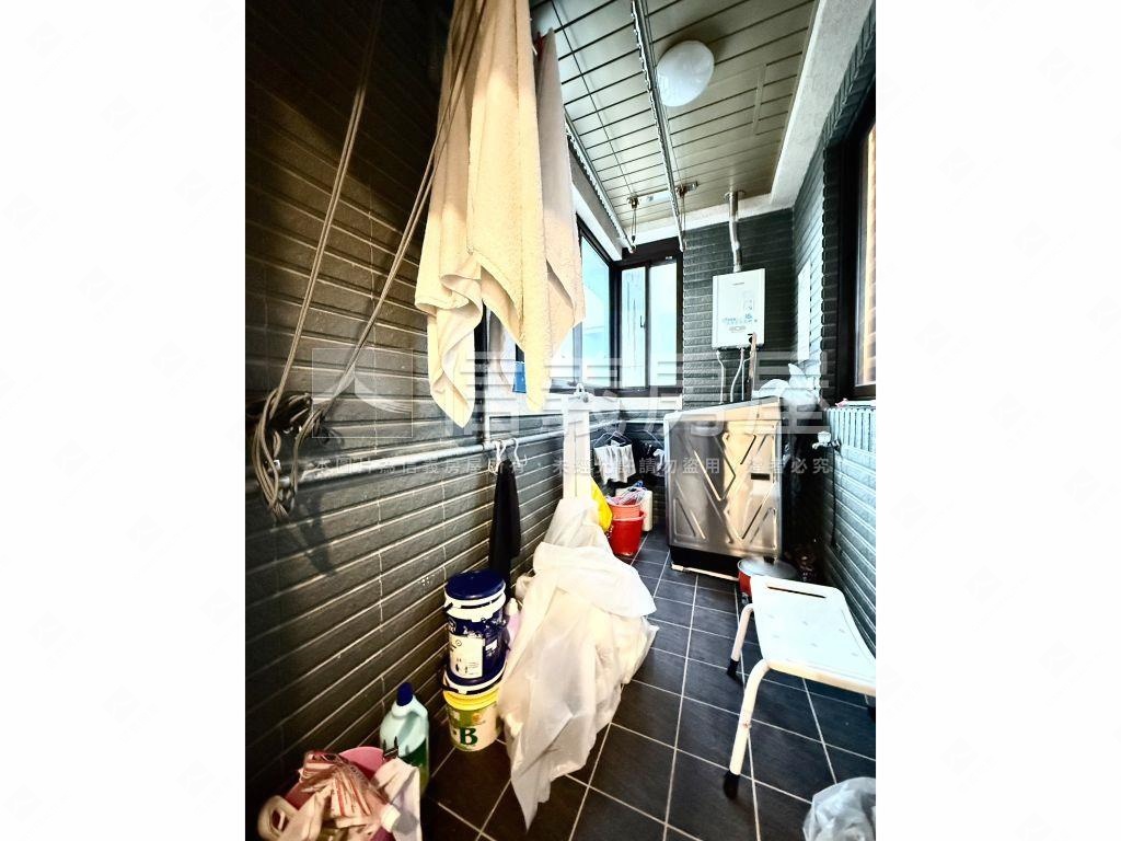 安康宜家成家兩房房屋室內格局與周邊環境