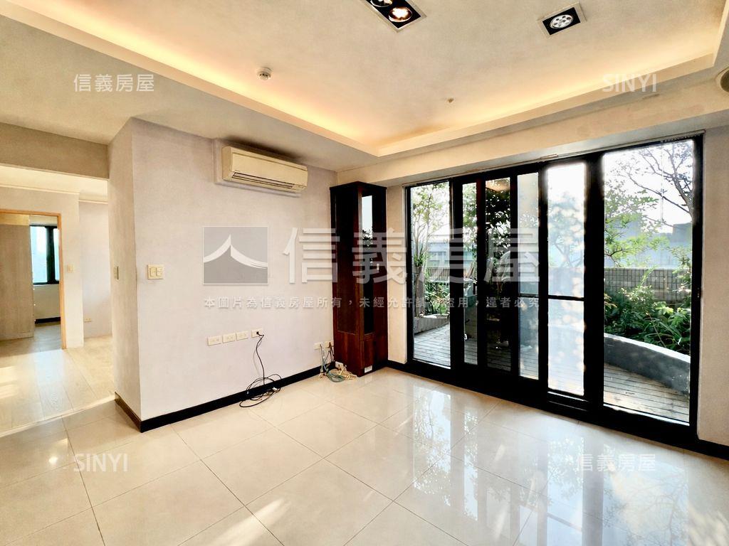 電梯高樓露台戶平面車位房屋室內格局與周邊環境