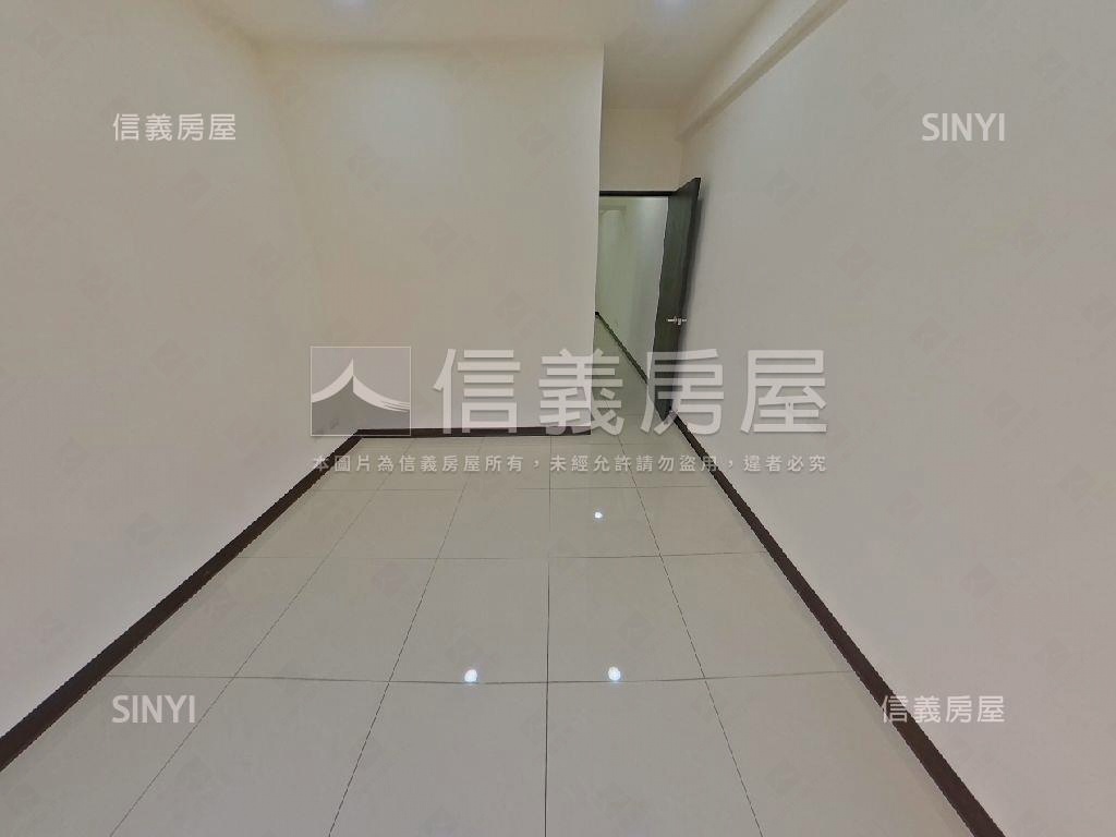 金城舞－２房附車位屋齡新房屋室內格局與周邊環境