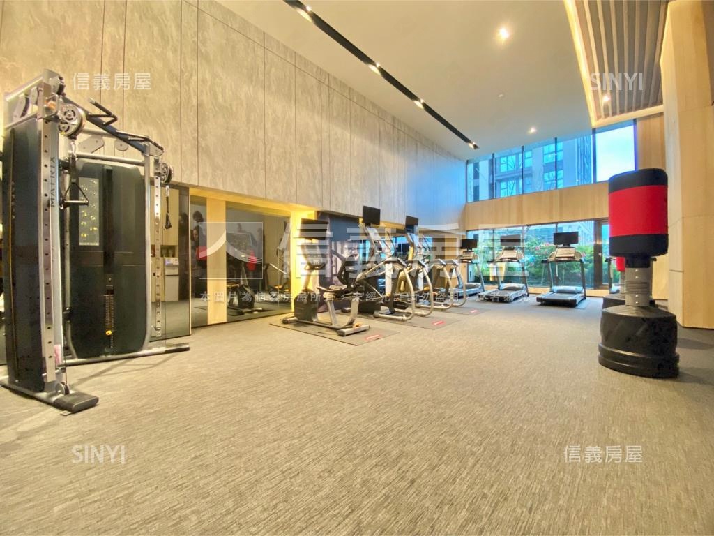 金城舞－２房附車位屋齡新房屋室內格局與周邊環境