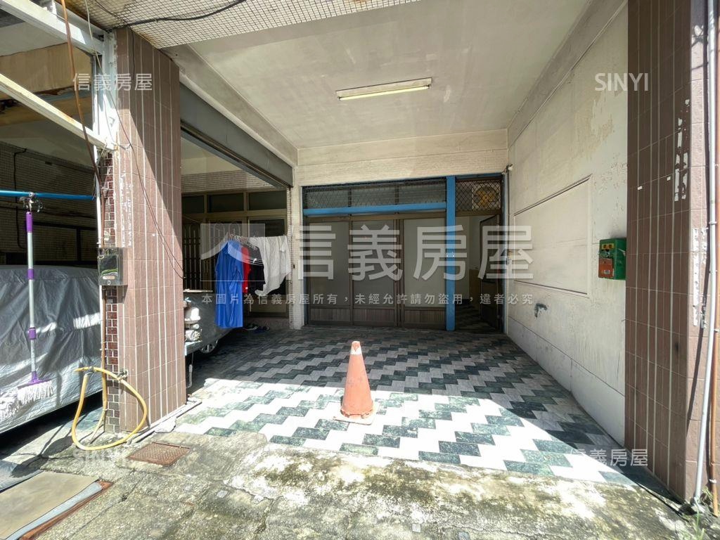 正忠路Ｂ１～２樓美寓房屋室內格局與周邊環境
