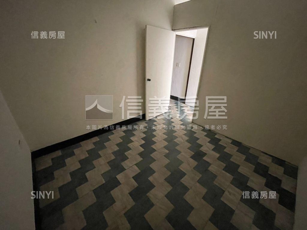 正忠路Ｂ１～２樓美寓房屋室內格局與周邊環境