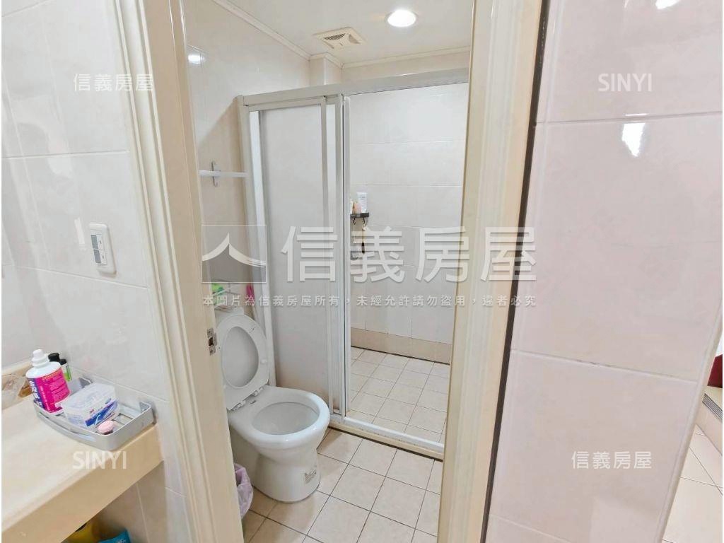 南屯區美透天店面房屋室內格局與周邊環境