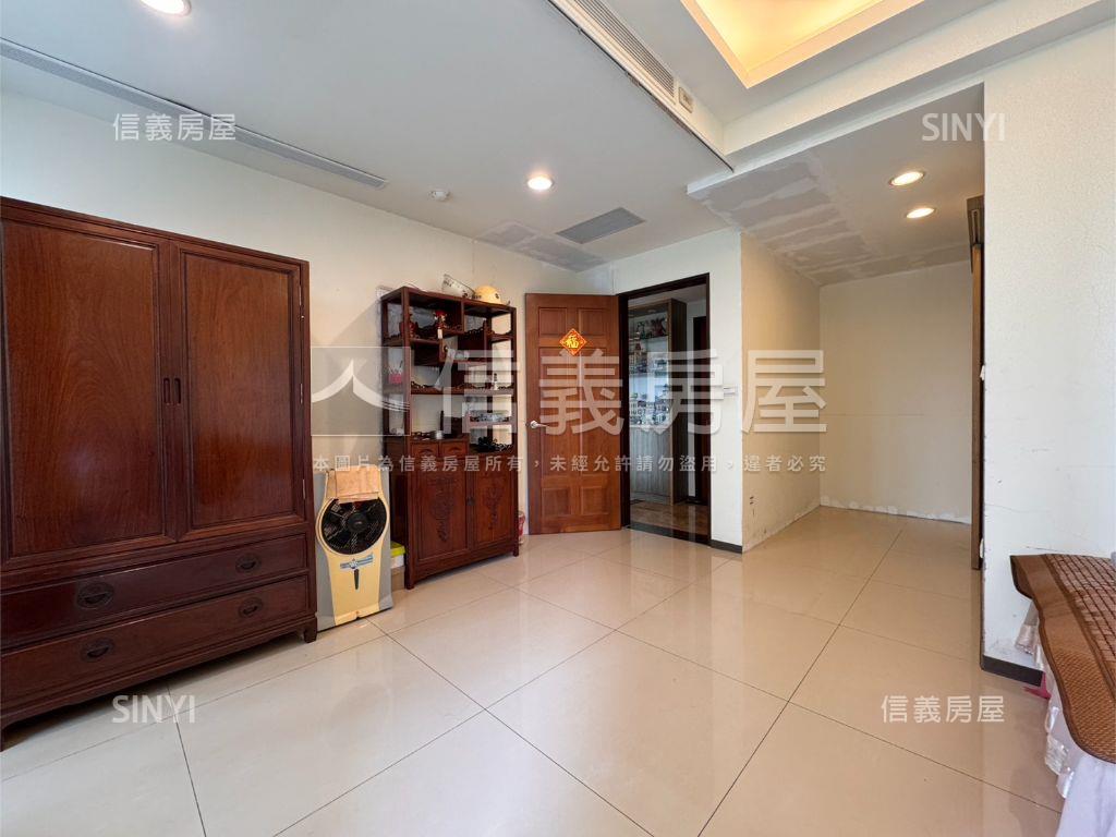 行到水窮處，坐看雲起時房屋室內格局與周邊環境