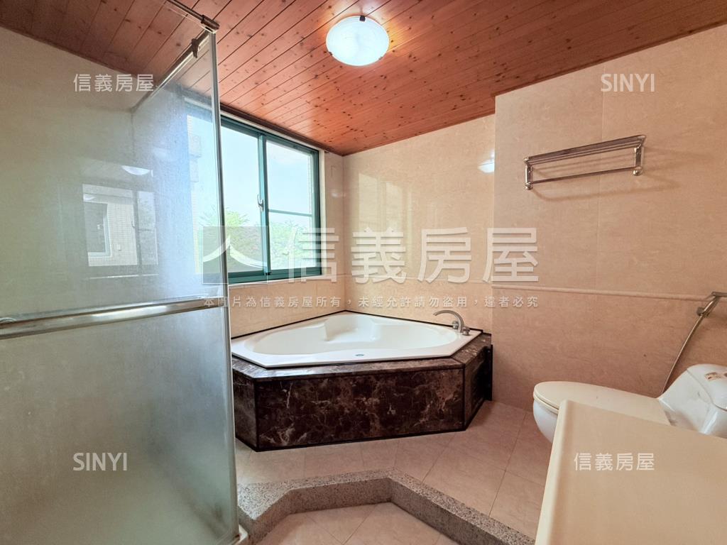 東區虎尾寮朝南邊間雙車墅房屋室內格局與周邊環境